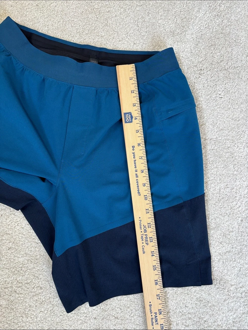 Lululemon License To Train Blue Two Toned Lined Performance Shorts‎ Mens Medium